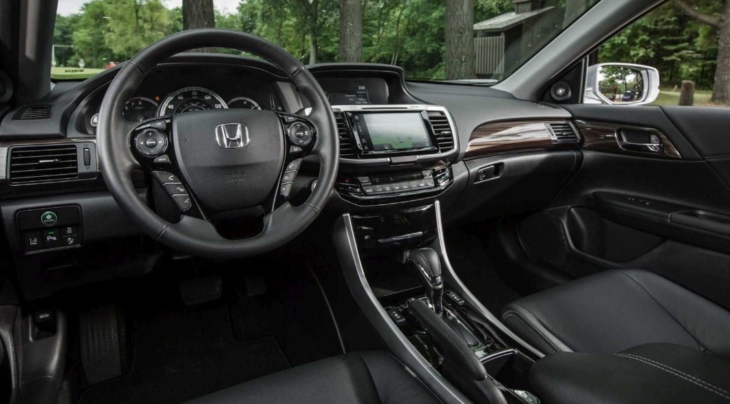 2020 Honda Accord 2.0T Touring Interior