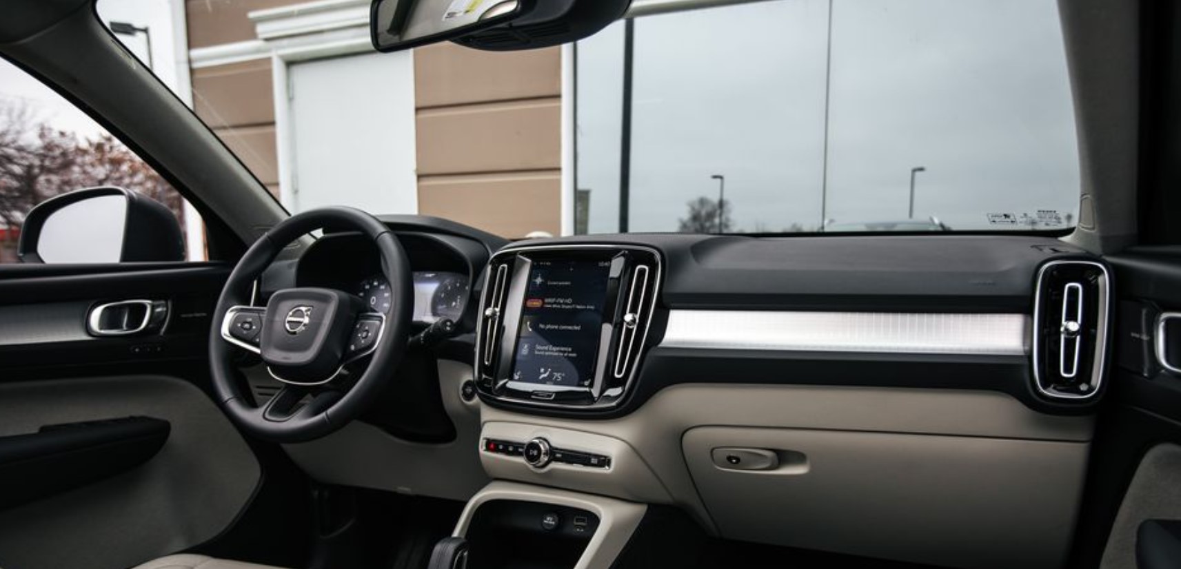 2021 Volvo XC40 Interior